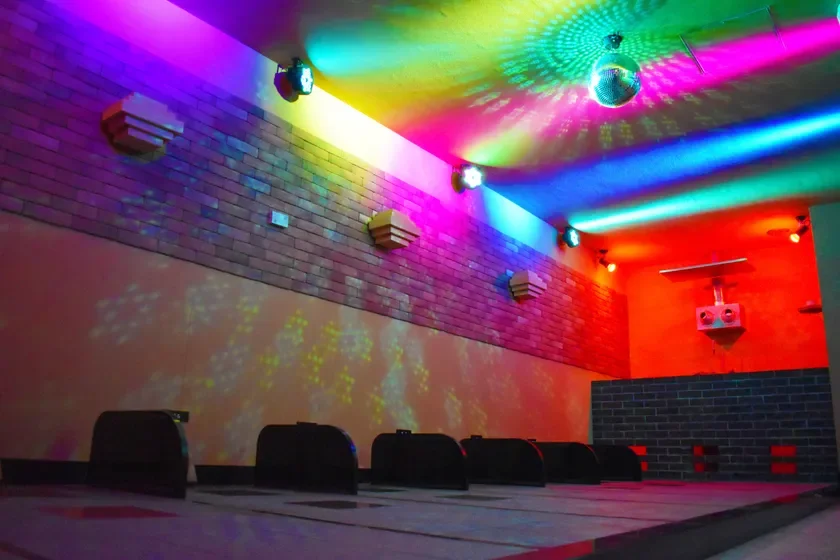 ミュージックロウリュサウナ(岩盤浴エリア)