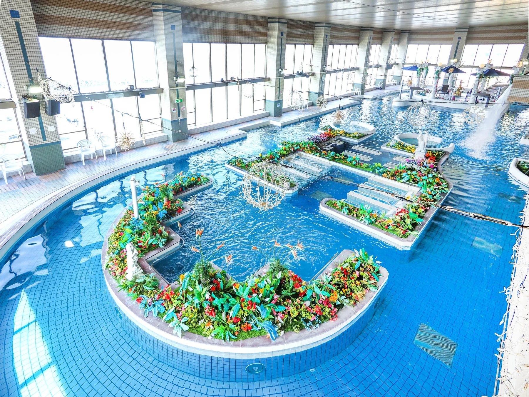 絶景スパ「アクアパレス」