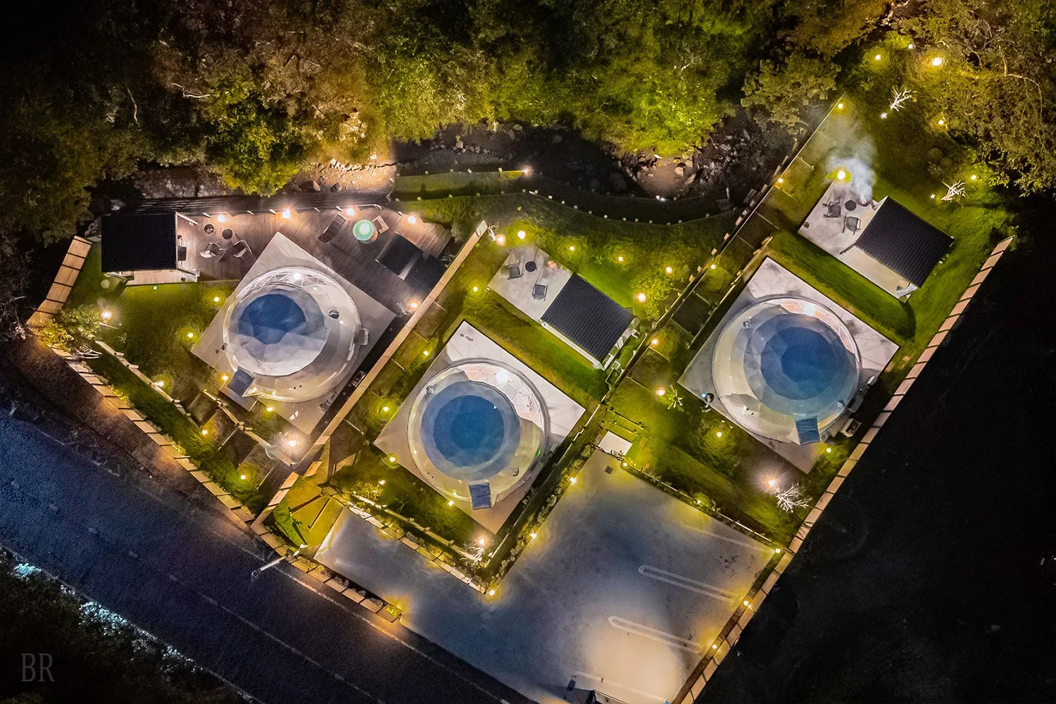 グランピング施設夜景