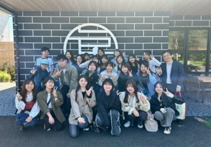 学生たちの集合写真