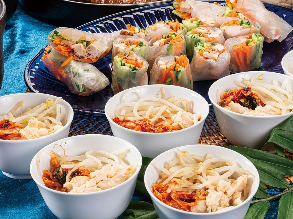 生春巻きとアジアン小鉢