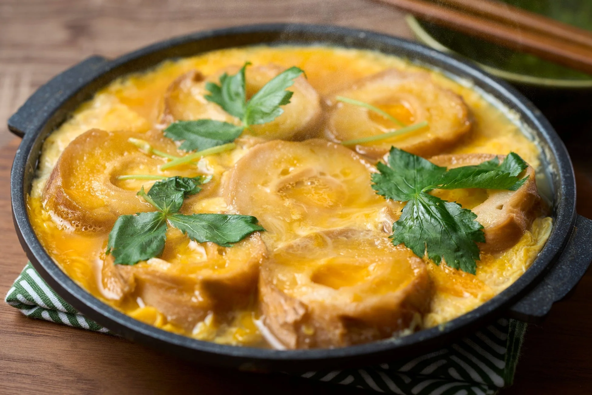 加賀麩の卵とじ